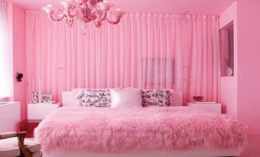 интерьер спальни розовые обои